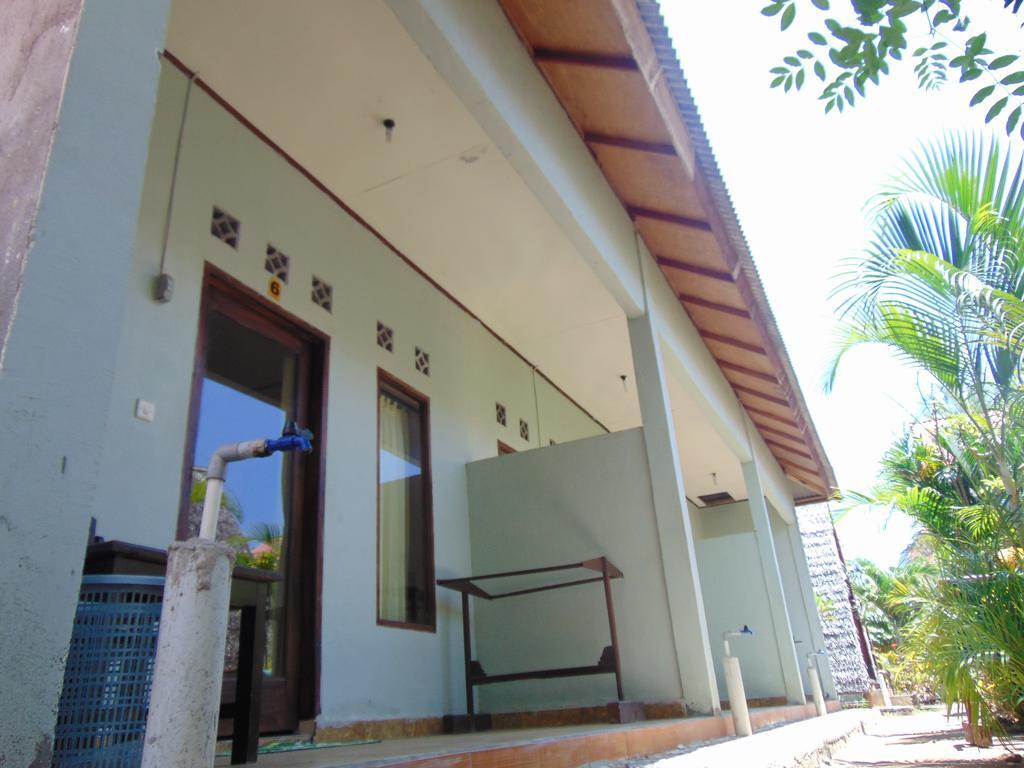 Brother Bungalow Gili Trawangan Exterior photo